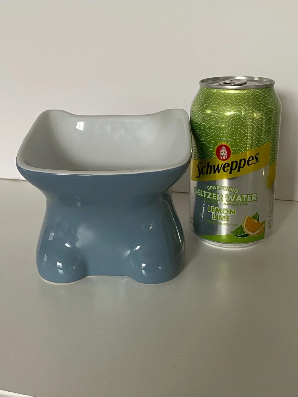 Whisker City Elevated Cat Bowl Ceramic Blue Gray EUC Kitty Face Shape 4” Tall.